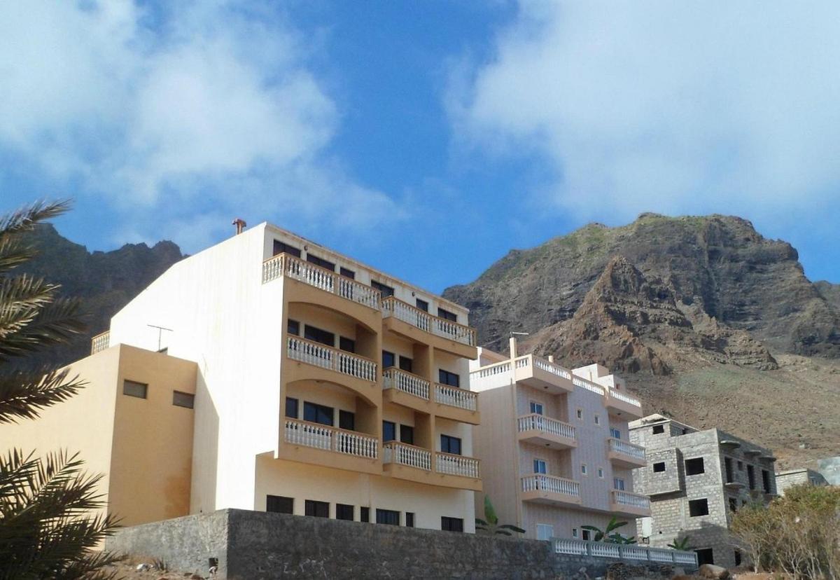 Kolina D'Sol Bed & Breakfast Ponta Do Sol Exterior photo